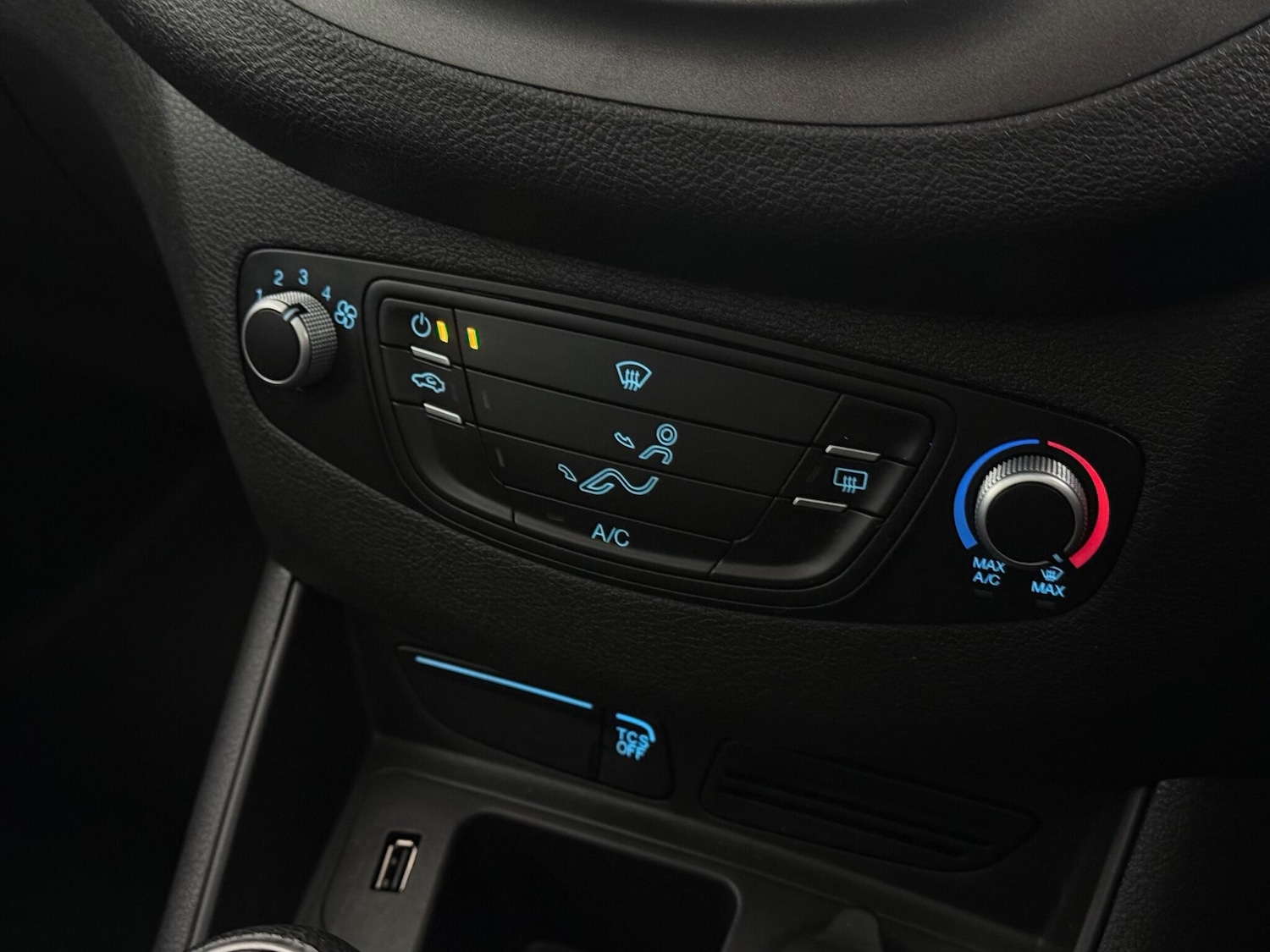 Used Ford Transit Courier 2019 for sale - 77222509: Photo 27