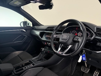 Used Audi Q3 2019 for sale - 78637117: Photo