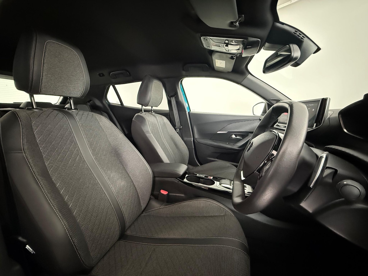 Used Peugeot 2008 2025 for sale - 77182997: Photo 10