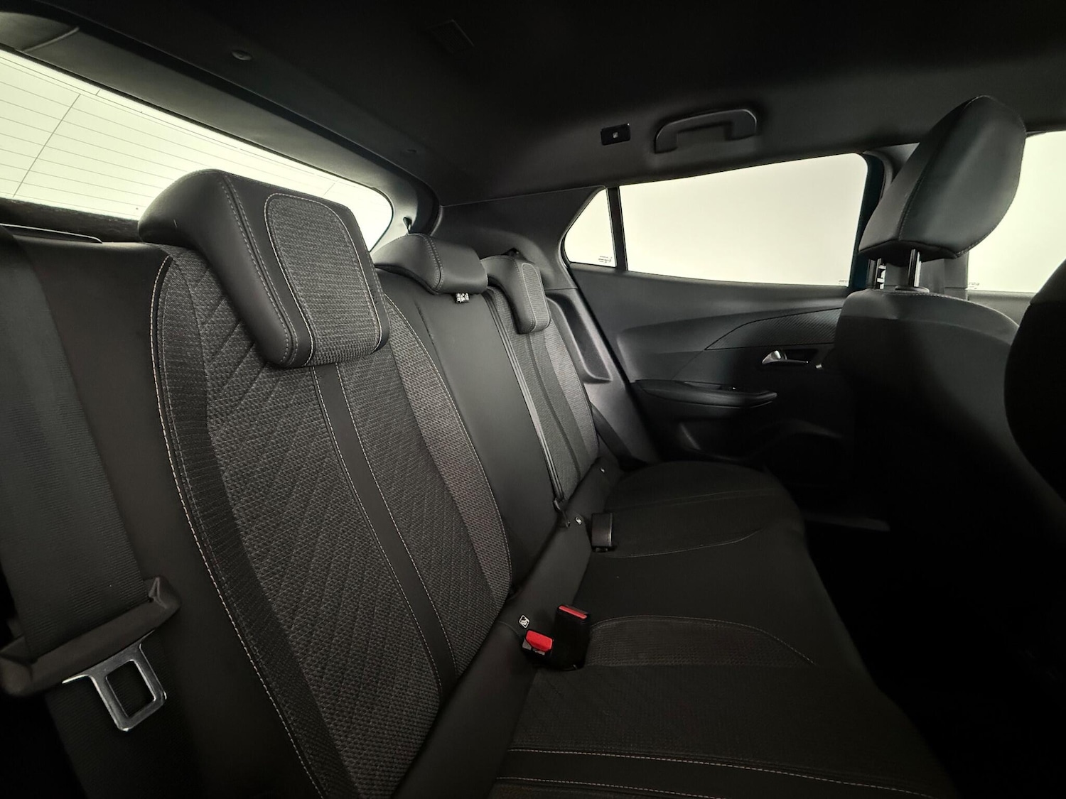 Used Peugeot 2008 2025 for sale - 77182997: Photo 12