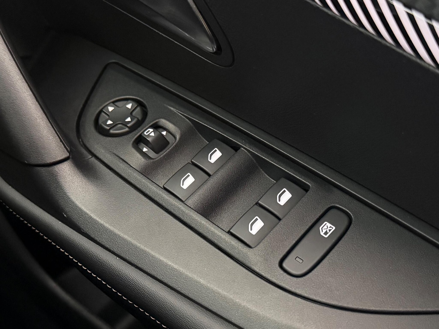 Used Peugeot 2008 2025 for sale - 77182997: Photo 32