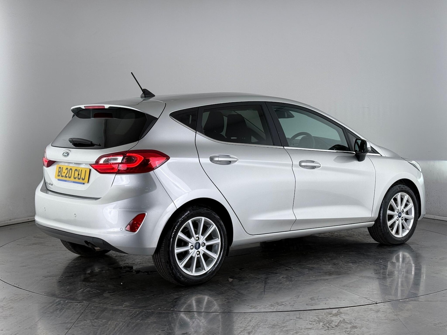 Used Ford Fiesta 2020 for sale - 77216643: Photo 3