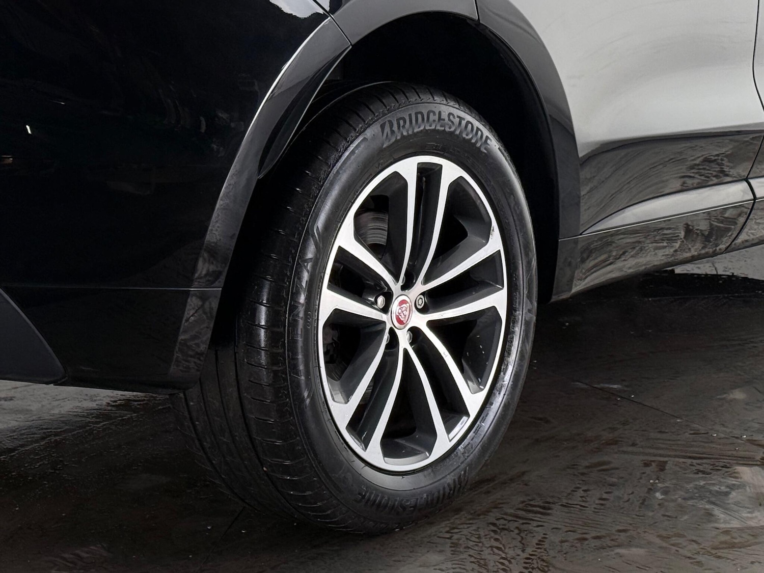 Used Jaguar F-Pace 2017 for sale - 77015745: Photo 11