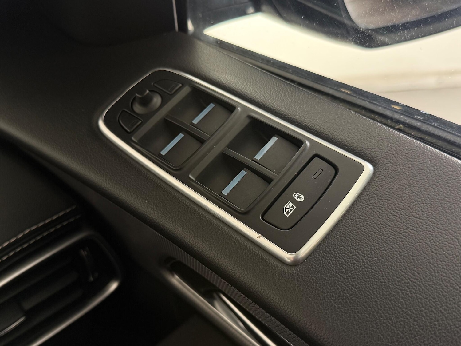 Used Jaguar F-Pace 2017 for sale - 77015745: Photo 24