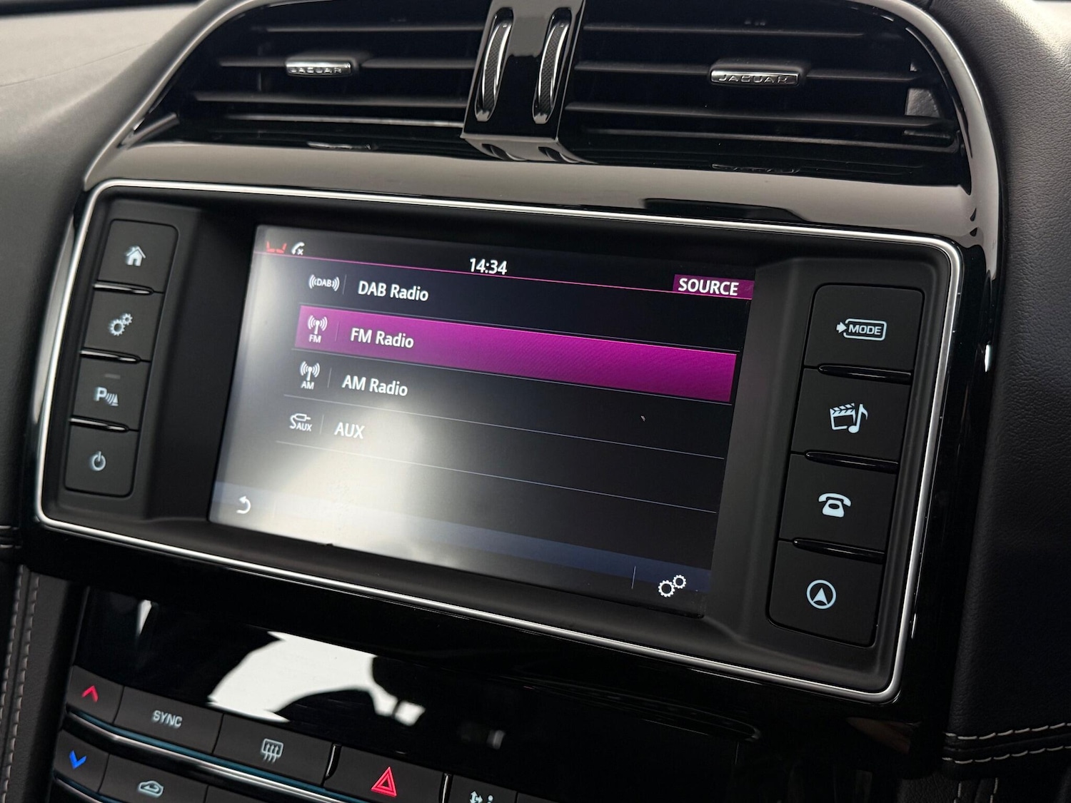 Used Jaguar F-Pace 2017 for sale - 77015745: Photo 29