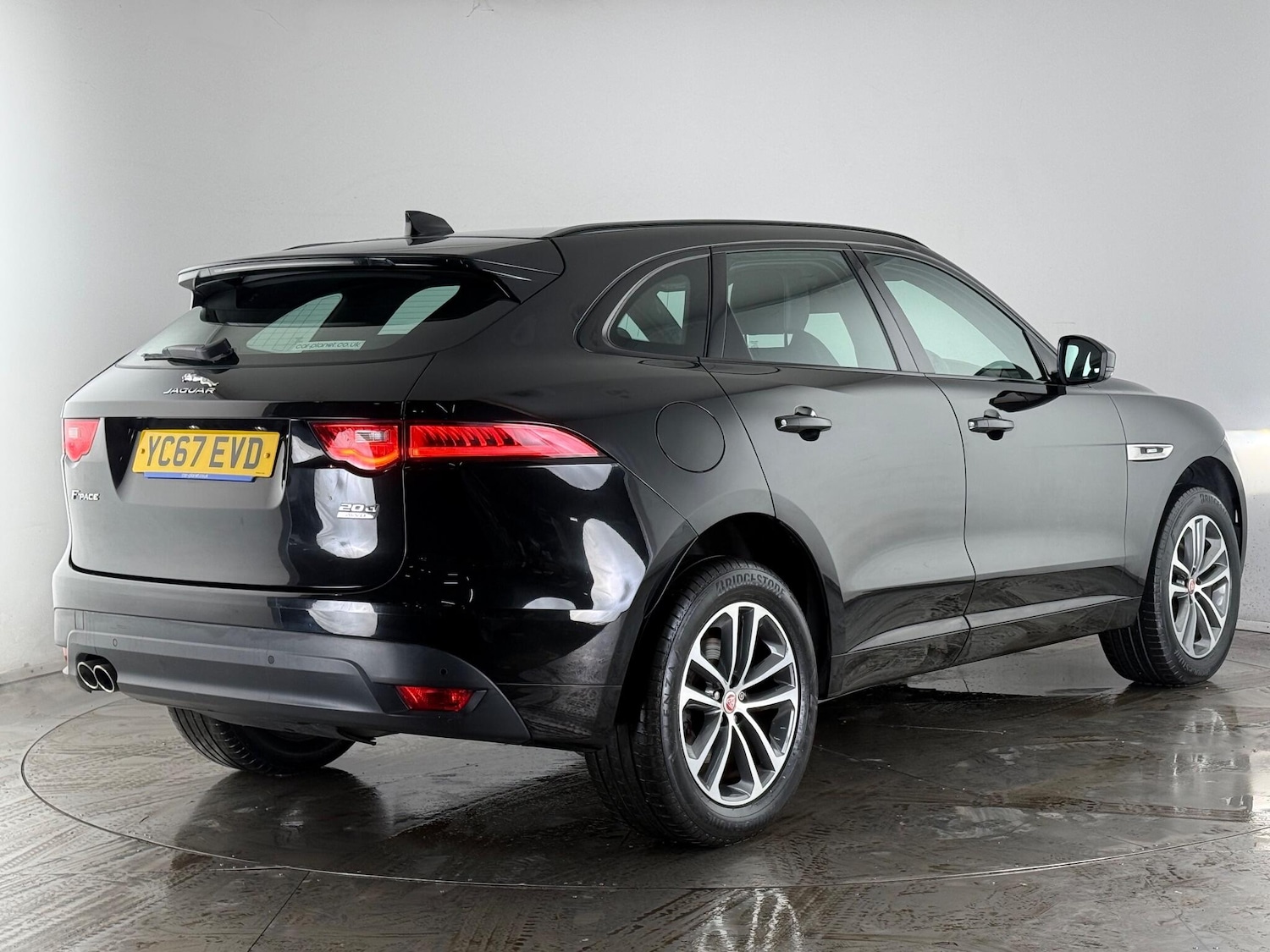 Used Jaguar F-Pace 2017 for sale - 77015745: Photo 4