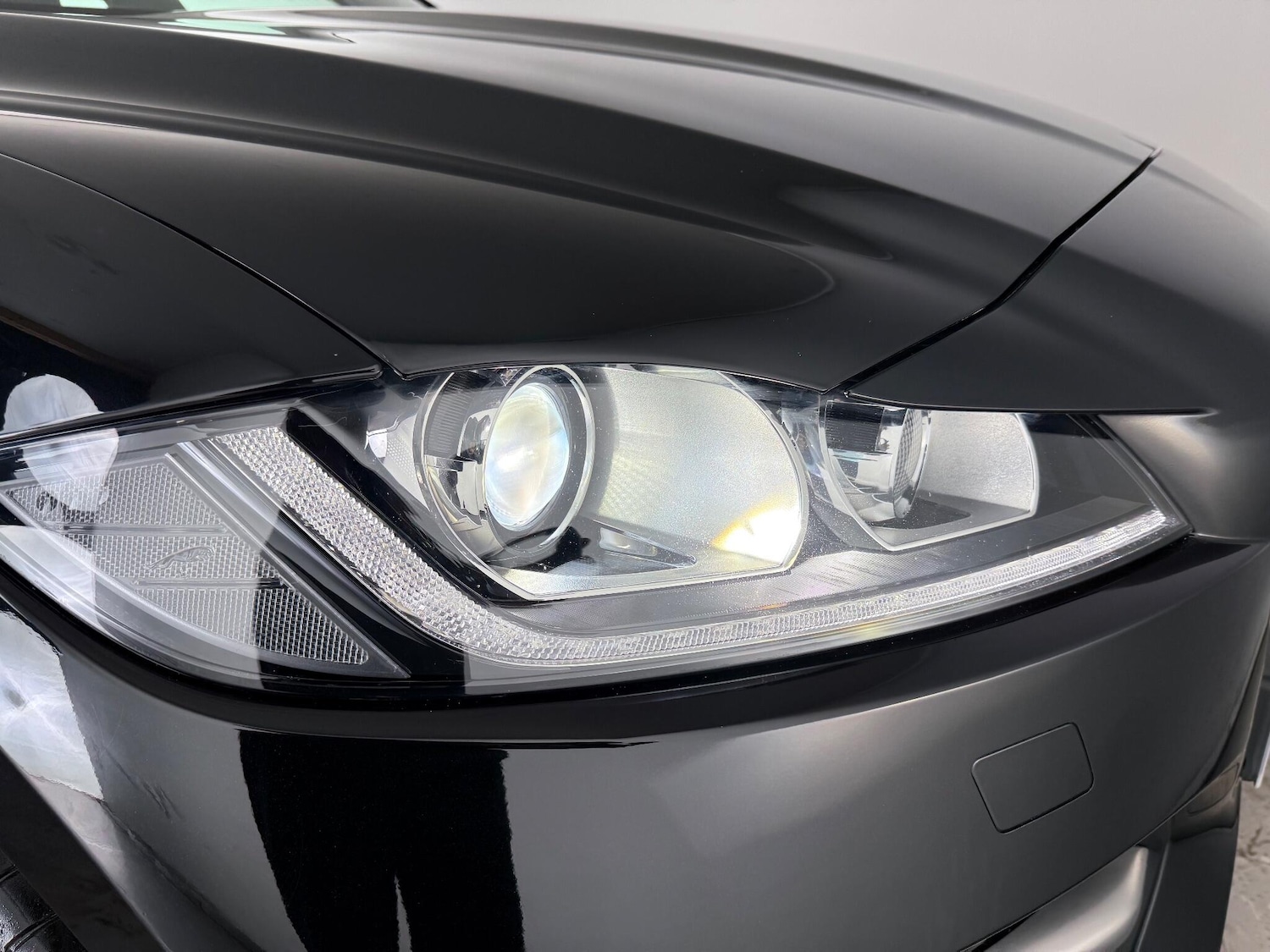 Used Jaguar F-Pace 2017 for sale - 77015745: Photo 8