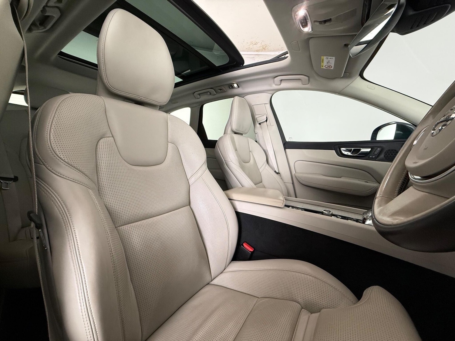 Used Volvo XC60 2021 for sale - 78012478: Photo 11