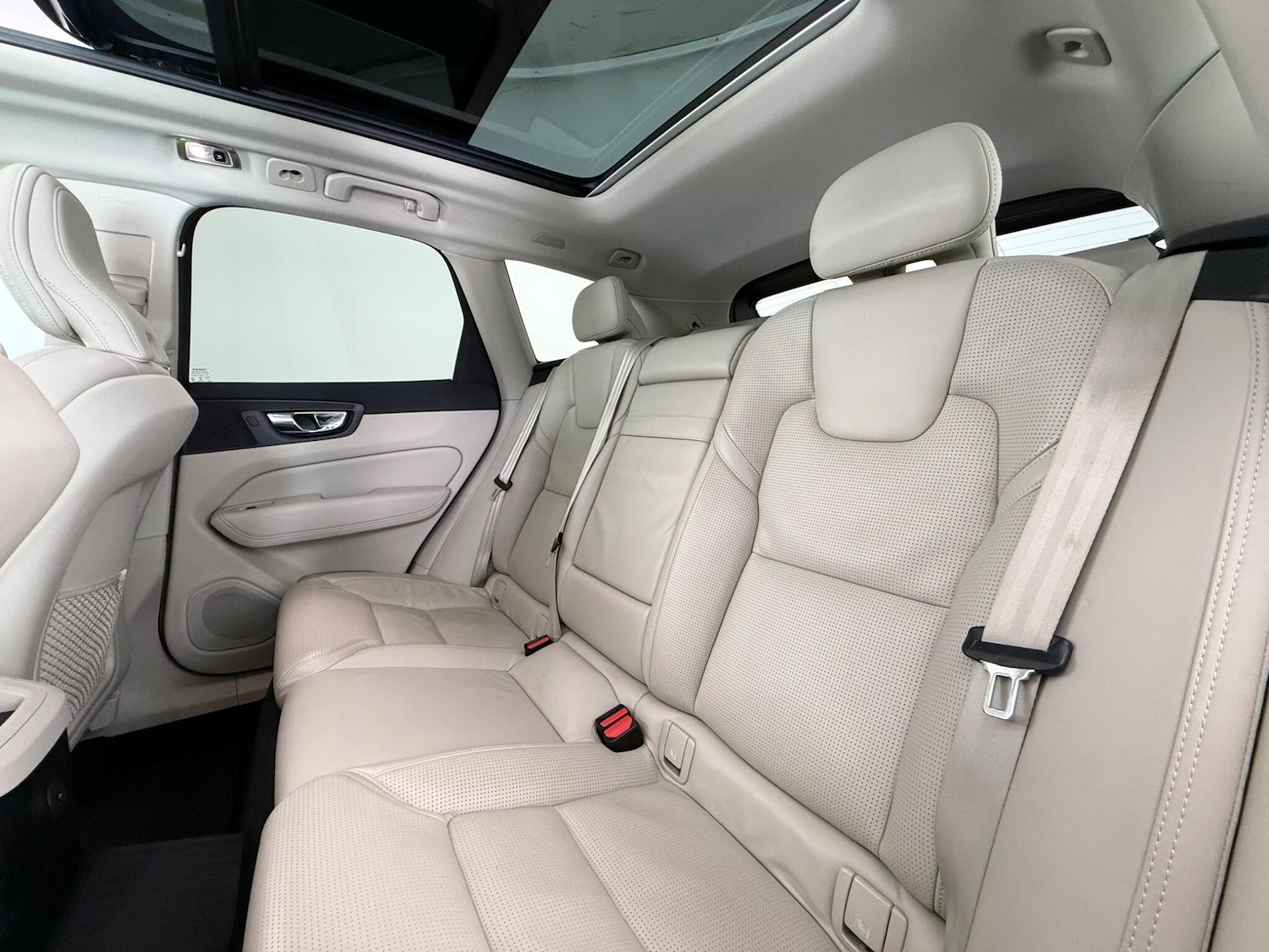 Used Volvo XC60 2021 for sale - 78012478: Photo 13