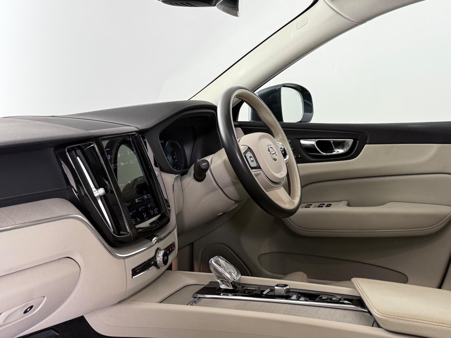 Used Volvo XC60 2021 for sale - 78012478: Photo 18