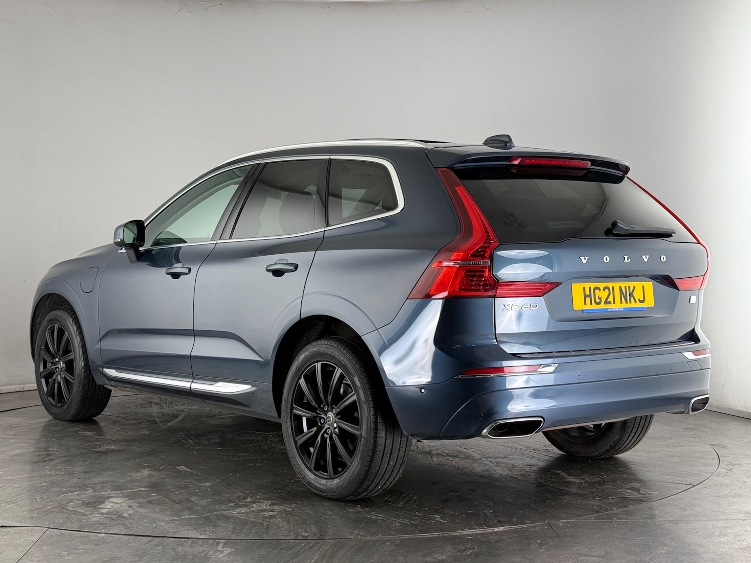 Used Volvo XC60 2021 for sale - 78012478: Photo 4