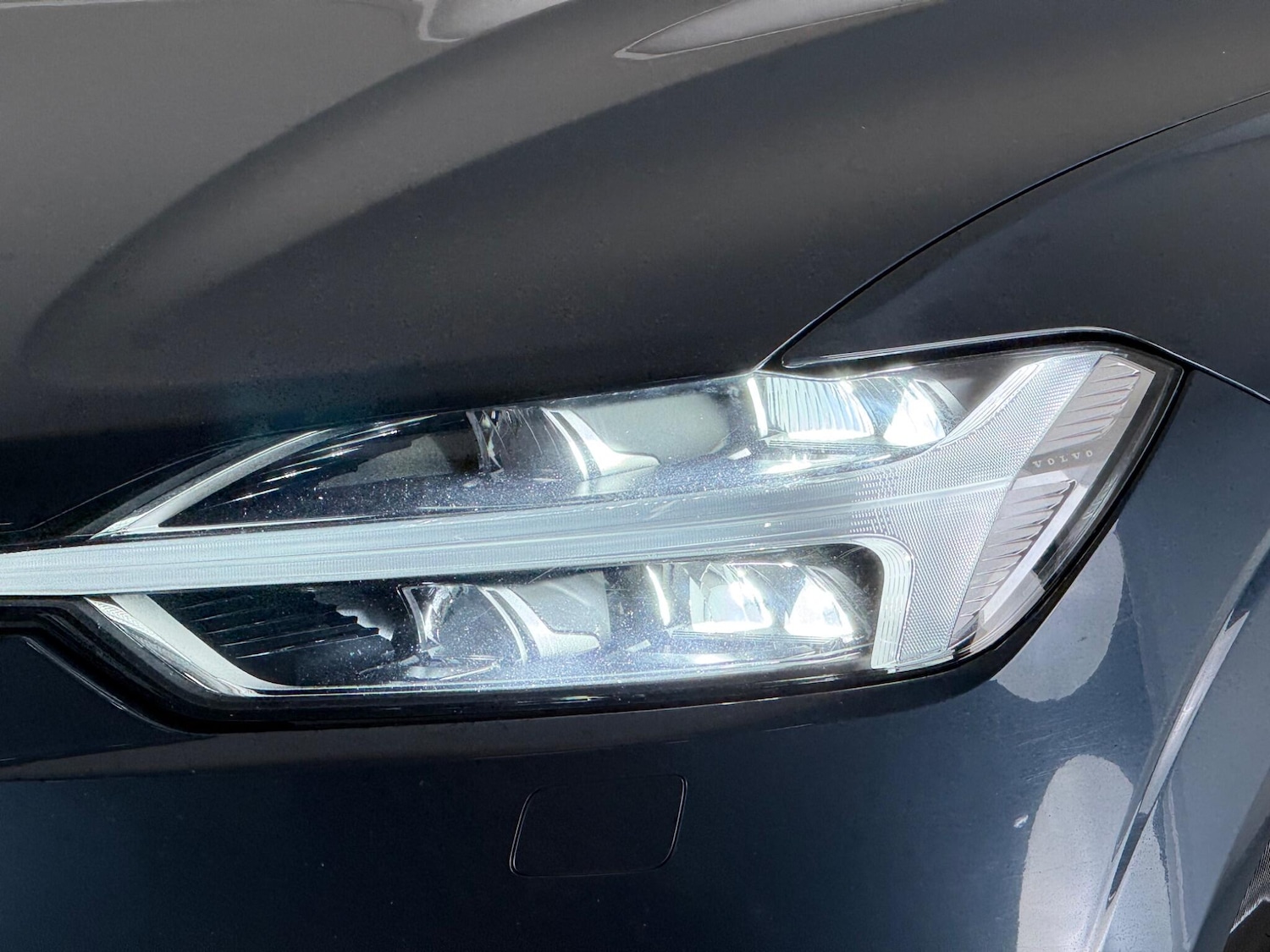 Used Volvo XC60 2021 for sale - 78012478: Photo 7