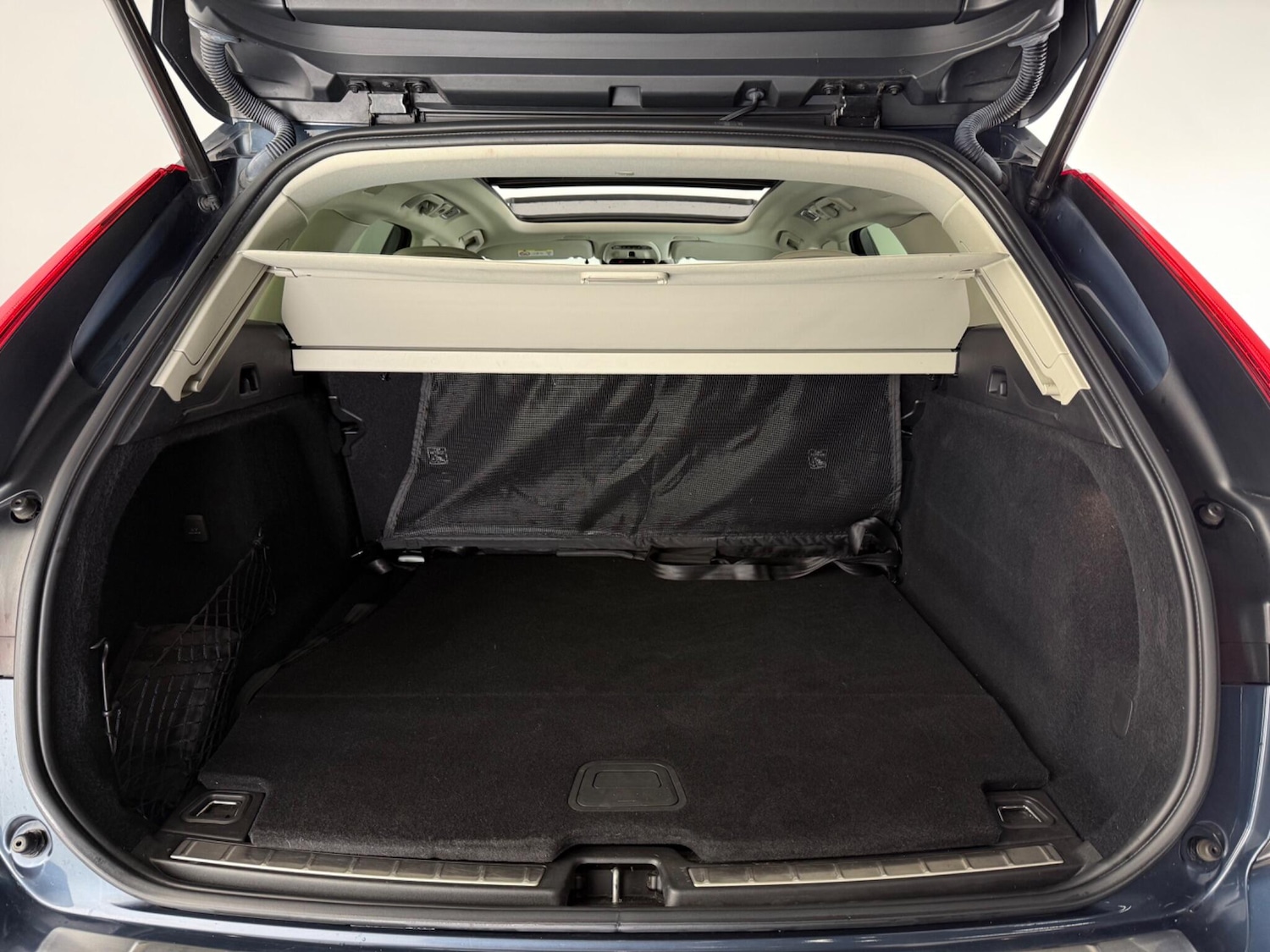 Used Volvo XC60 2021 for sale - 78012478: Photo 9