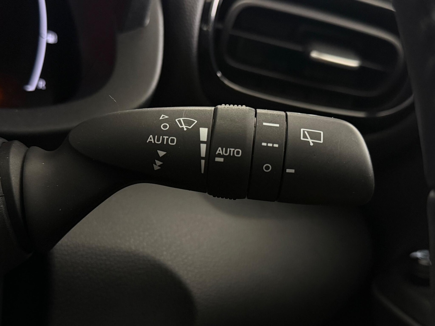 Used Toyota Yaris Cross 2024 for sale - 77182434: Photo 21