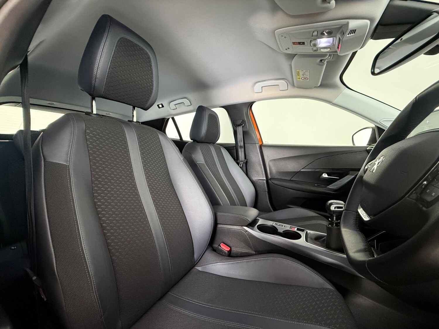 Used Peugeot 2008 2020 for sale - 77332180: Photo 11