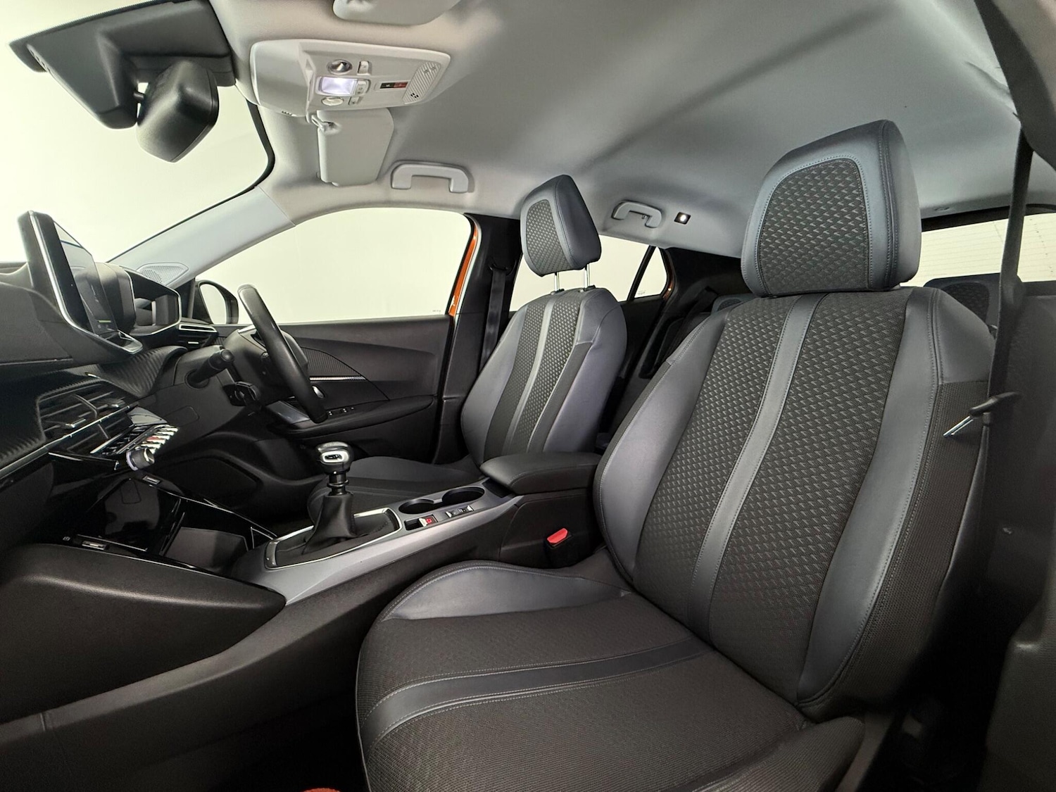 Used Peugeot 2008 2020 for sale - 77332180: Photo 12