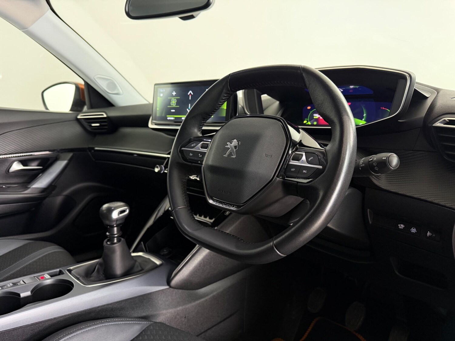 Used Peugeot 2008 2020 for sale - 77332180: Photo 17