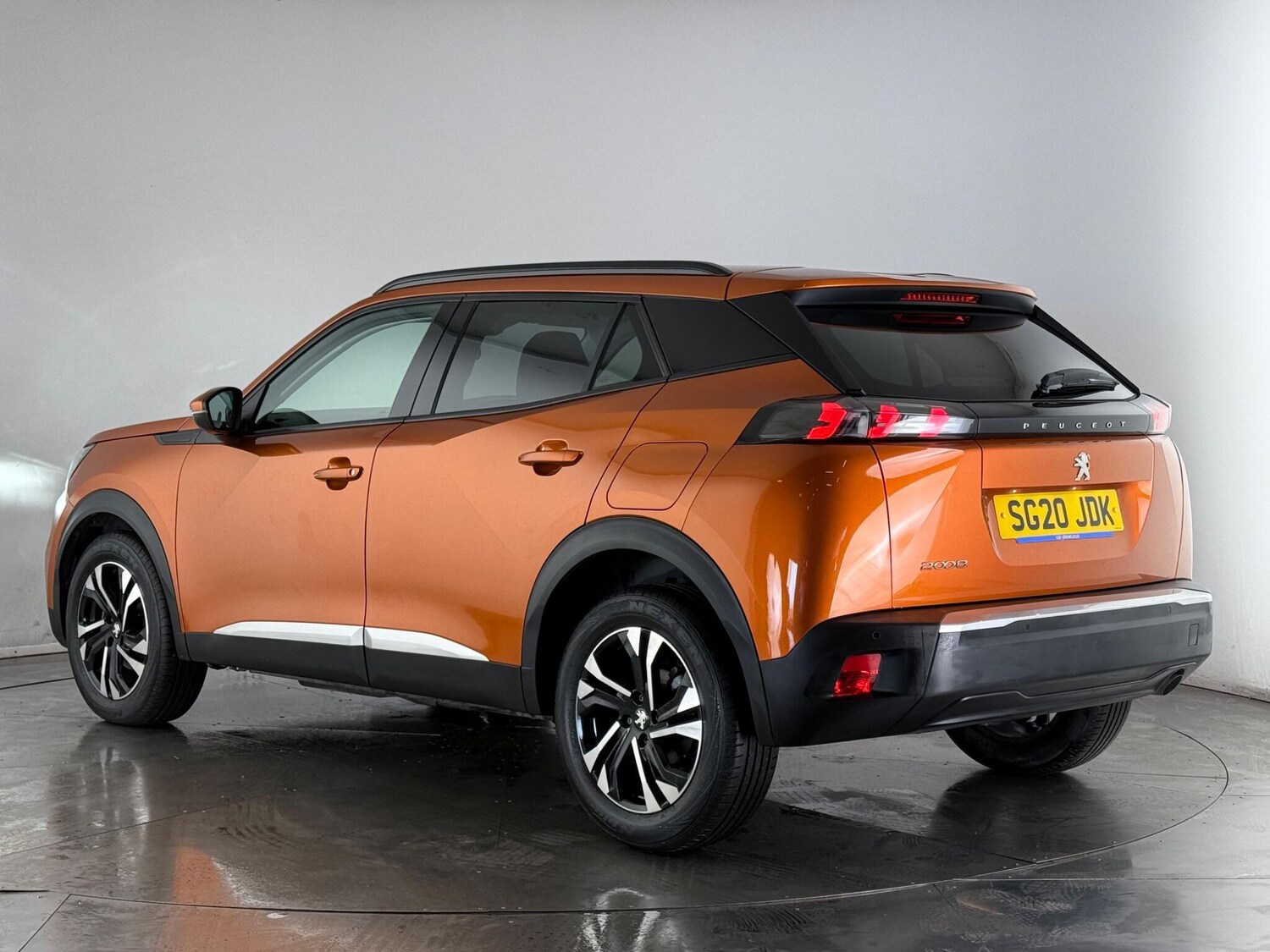 Used Peugeot 2008 2020 for sale - 77332180: Photo 4