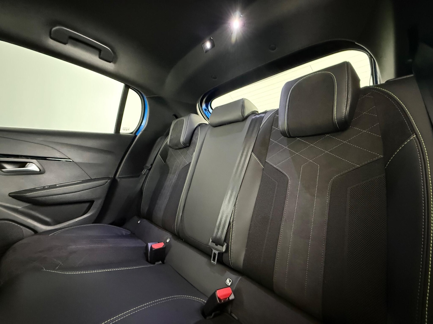 Used Peugeot 208 2021 for sale - 77456618: Photo 11