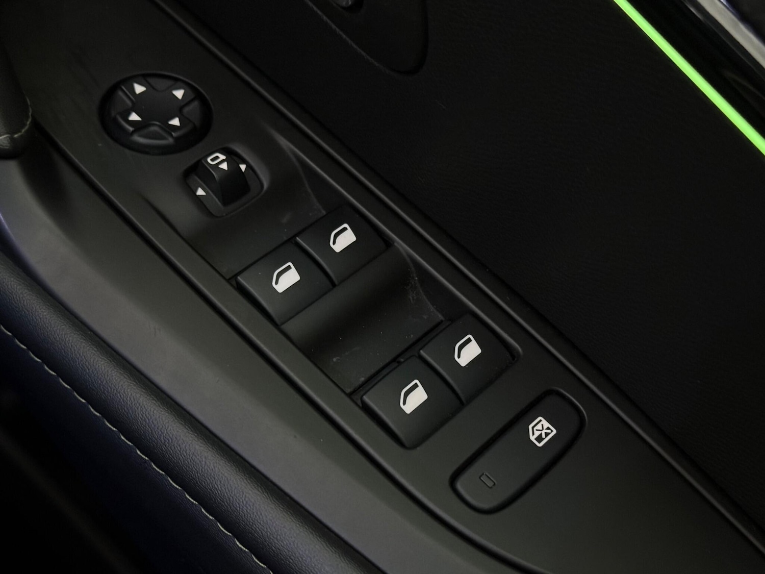 Used Peugeot 208 2021 for sale - 77456618: Photo 31