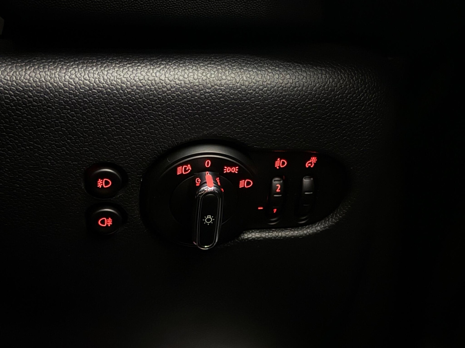 Used MINI Hatch 2018 for sale - 77247048: Photo 21