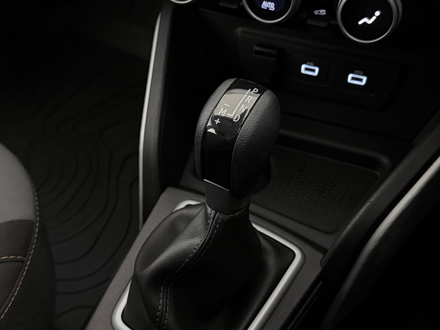 Used Dacia Duster 2024 for sale - 76965629: Photo 39