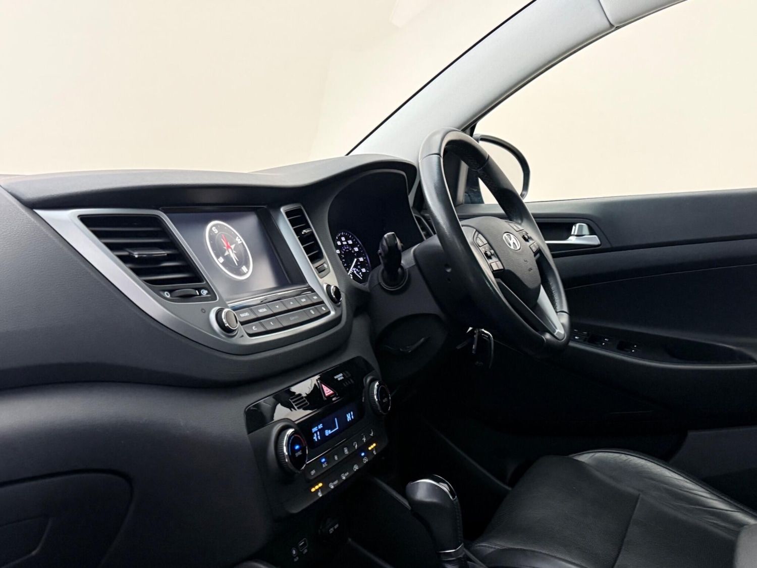 Used Hyundai TUCSON 2017 for sale - 78101540: Photo 11