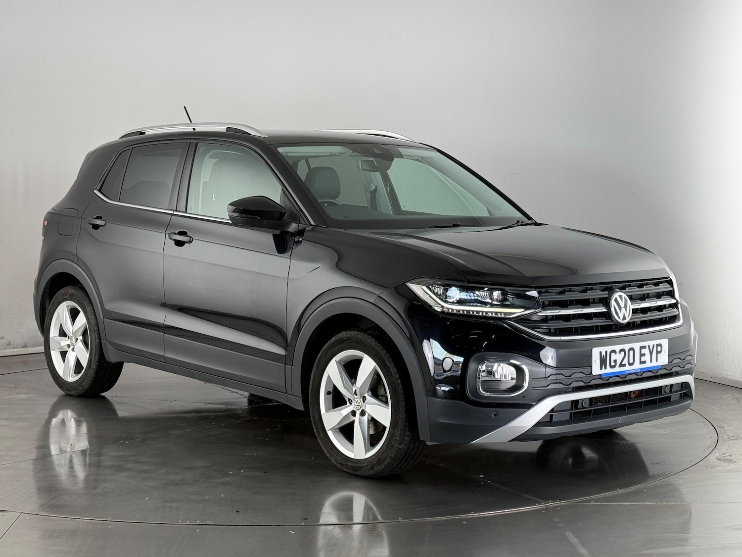 Used Volkswagen T-Cross 2020 for sale - 76607558: Photo 1