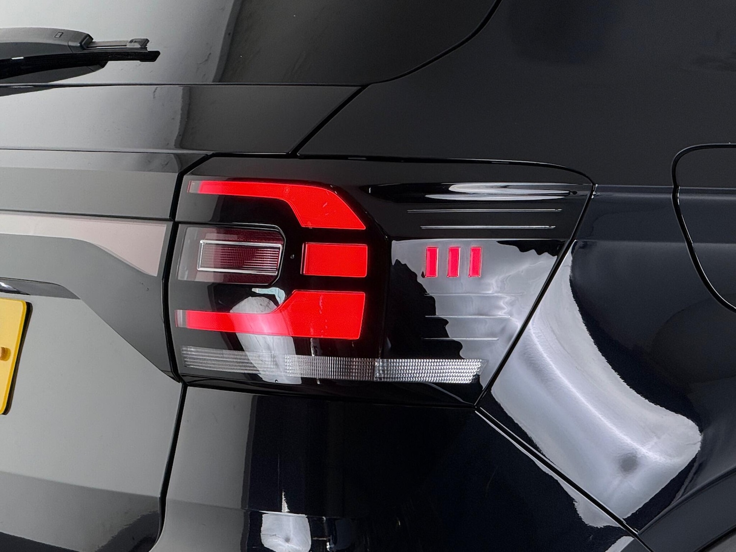 Used Volkswagen T-Cross 2020 for sale - 76607558: Photo 10