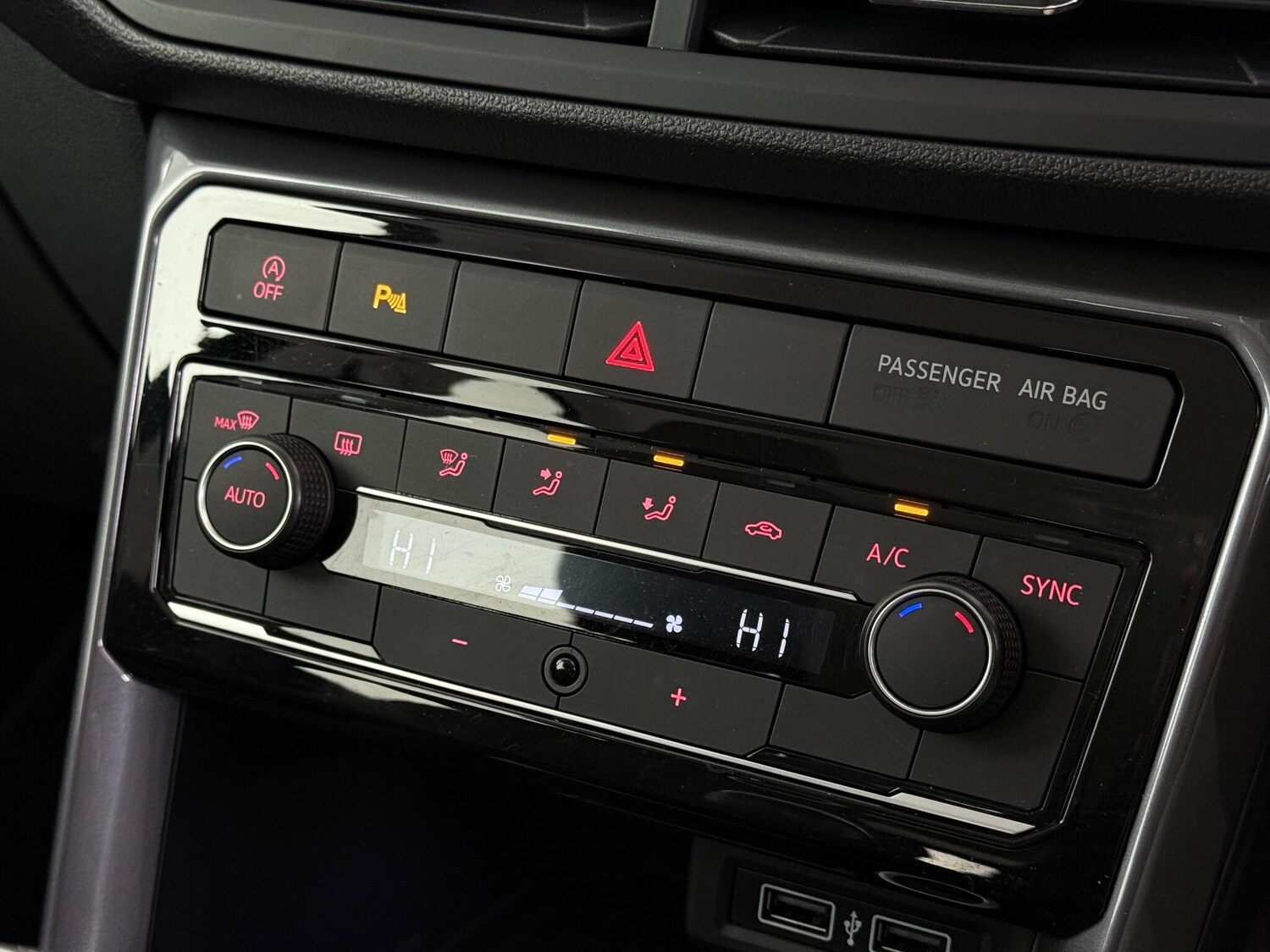 Used Volkswagen T-Cross 2020 for sale - 76607558: Photo 42