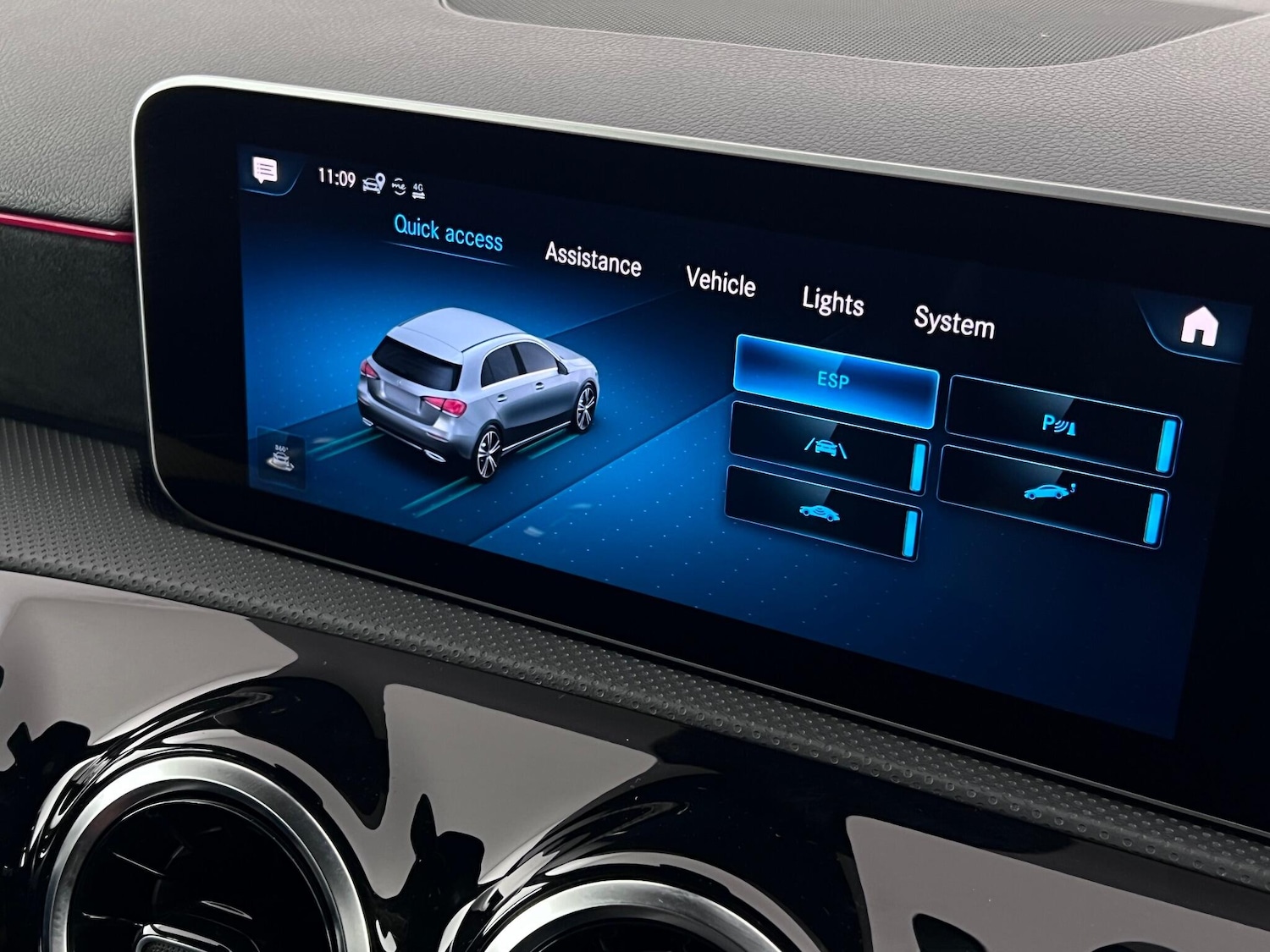 Used Mercedes-Benz A-Class 2019 for sale - 76466901: Photo 34