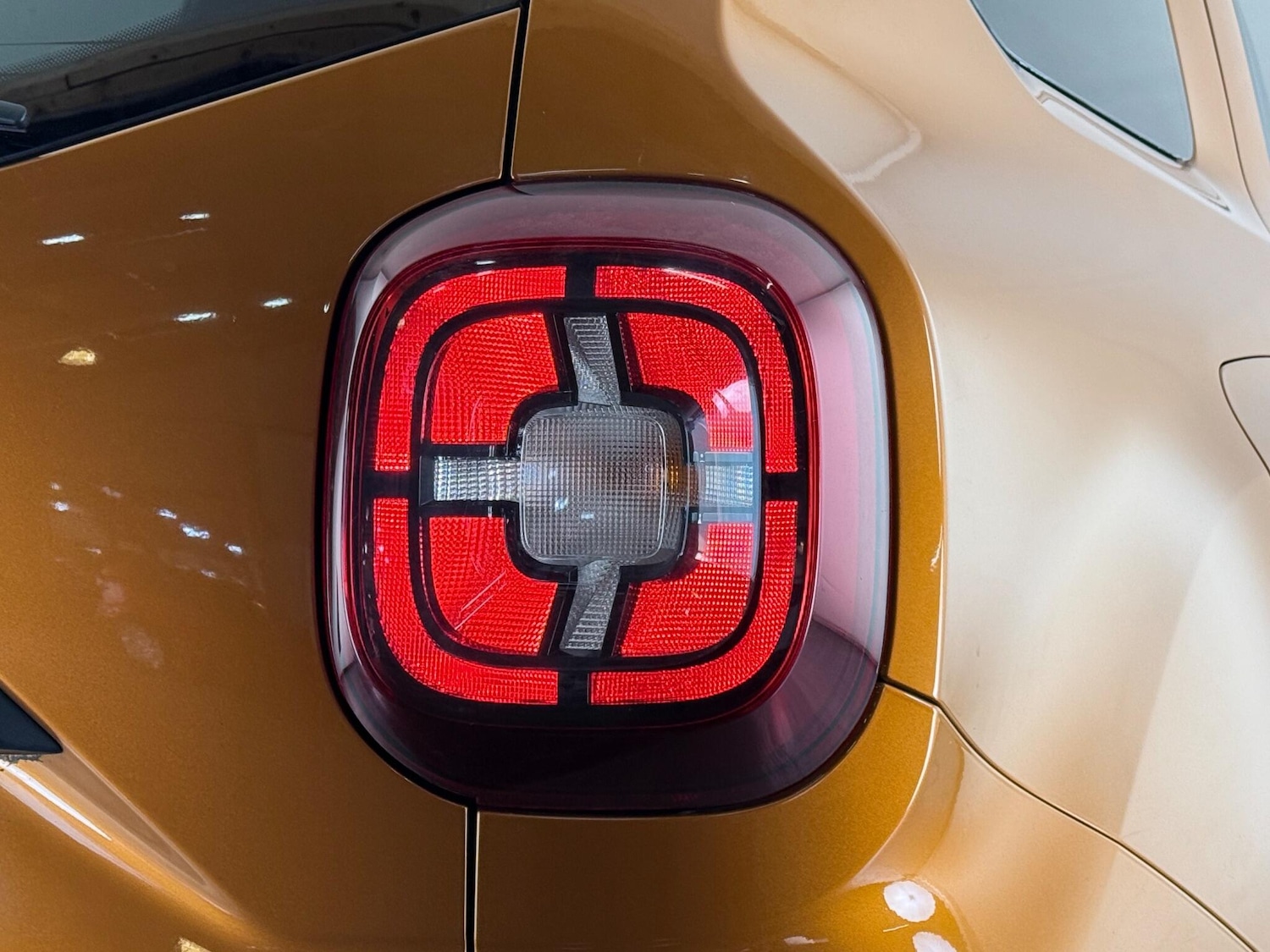 Used Dacia Duster 2018 for sale - 77091229: Photo 8