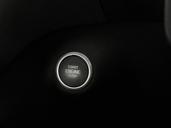 Used Volvo XC40 2020 for sale - 76074170: Photo 39
