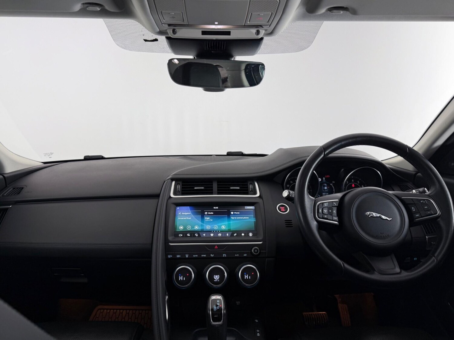 Used Jaguar E-Pace 2018 for sale - 77259568: Photo 17