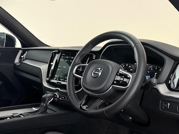Used Volvo XC60 2020 for sale - 78348653: Photo