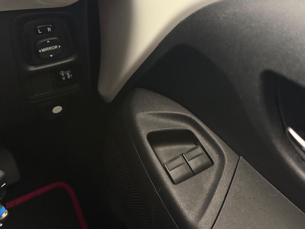 Used Toyota AYGO 2017 for sale - 76345294: Photo 19