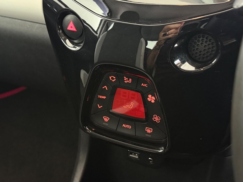 Used Toyota AYGO 2017 for sale - 76345294: Photo 34