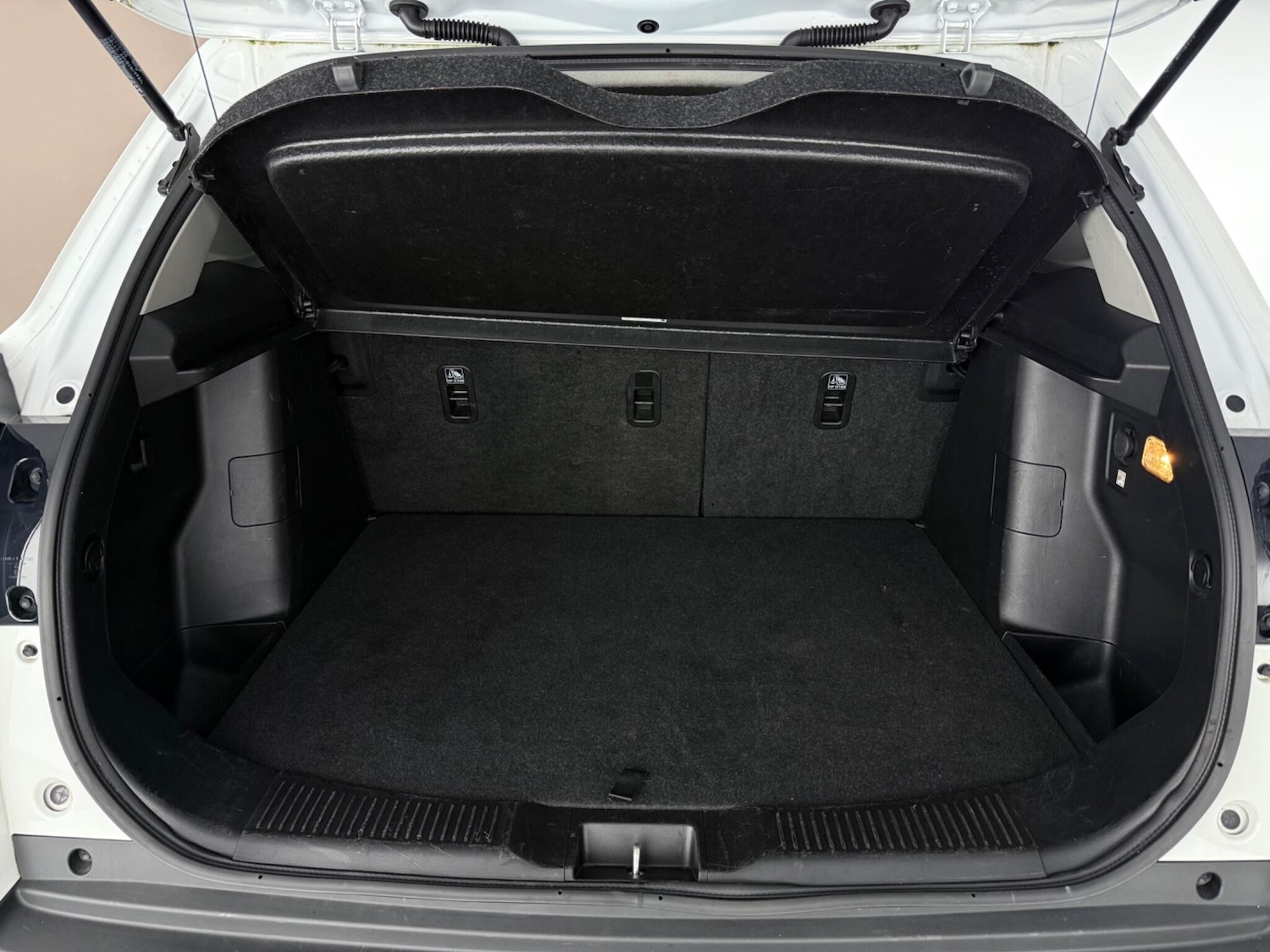 Used Suzuki SX4 S-Cross 2023 for sale - 78132080: Photo 10