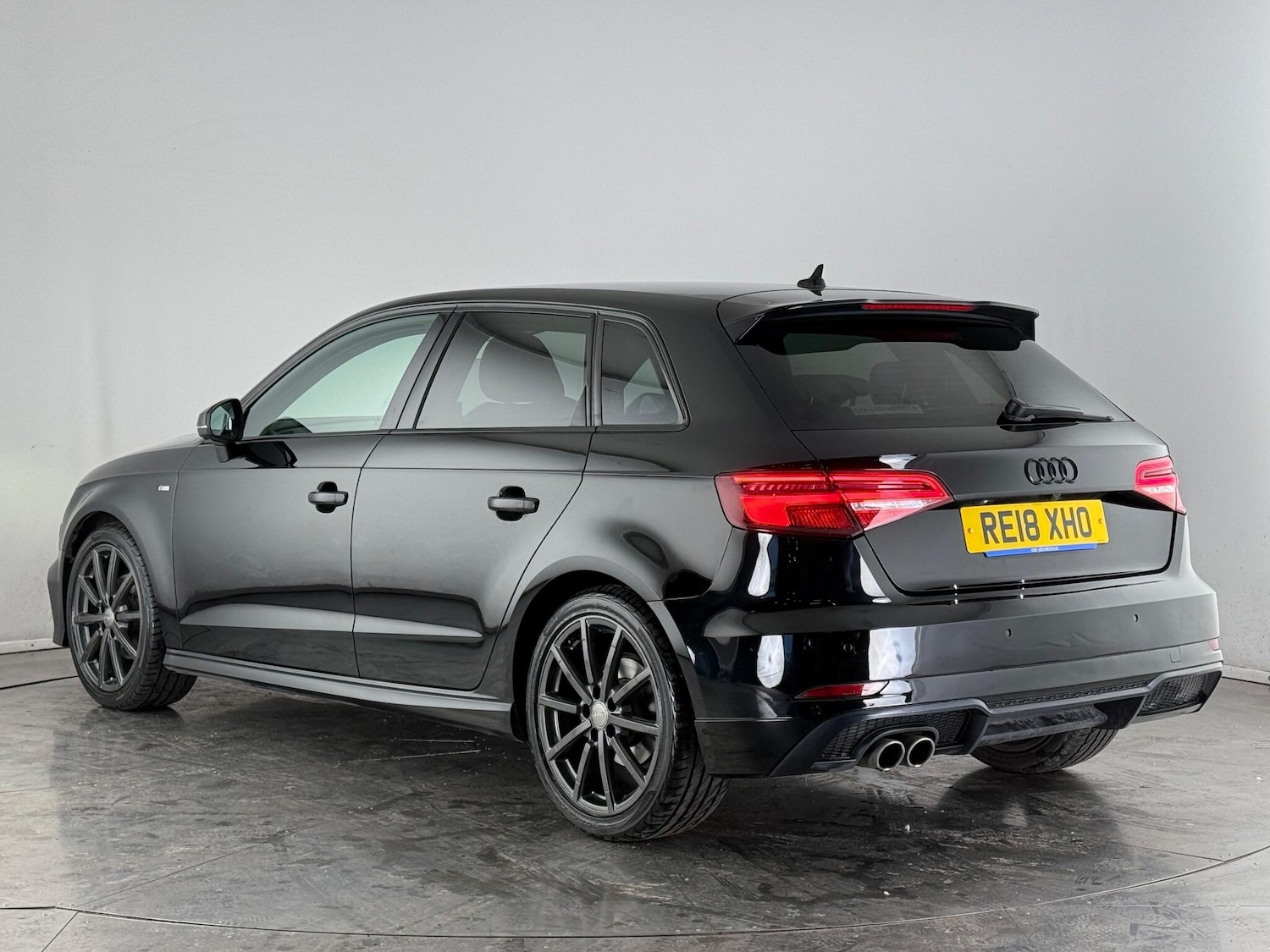 Used Audi A3 2018 for sale - 77222354: Photo 4