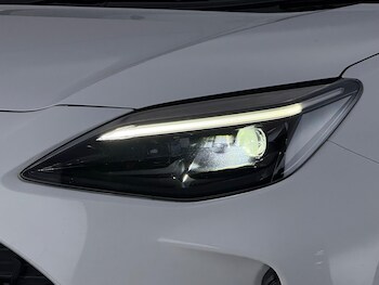 Used Toyota Yaris Cross 2022 for sale - 77958642: Photo