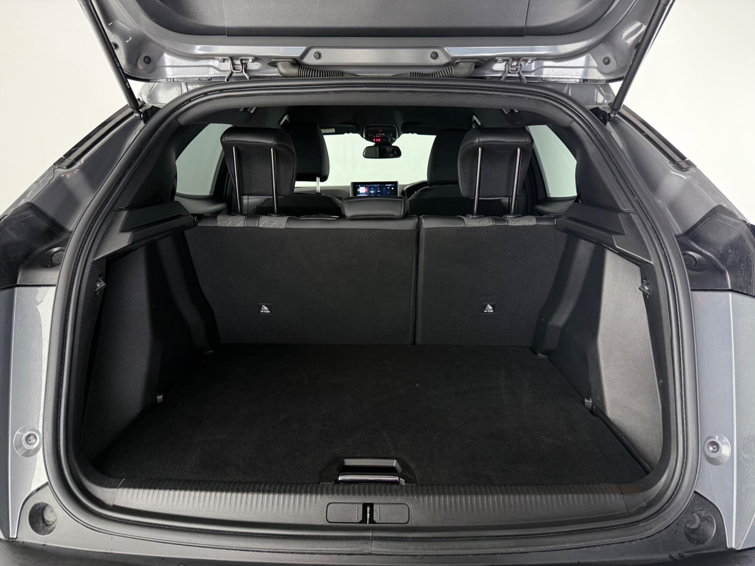 Used Peugeot 2008 2024 for sale - 76466770: Photo 10