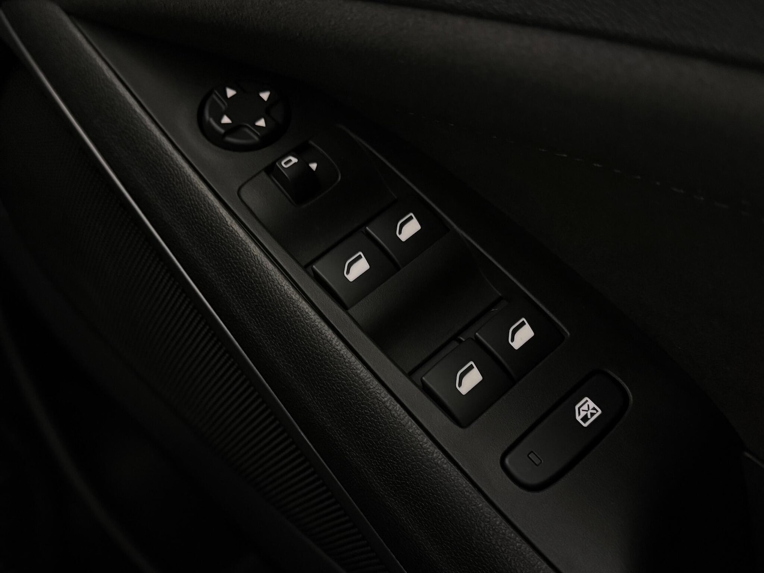 Used Vauxhall Crossland 2022 for sale - 77221738: Photo 21