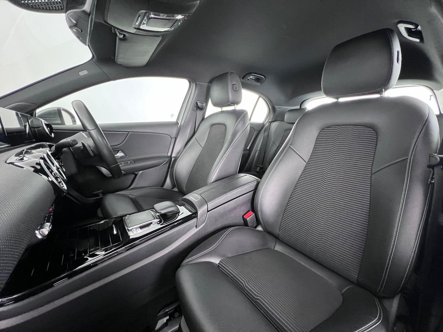 Used Mercedes-Benz A-Class 2018 for sale - 77247066: Photo 11