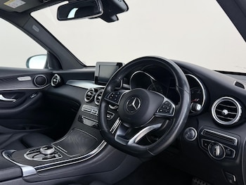 Used Mercedes-Benz GLC 2018 for sale - 79076309: Photo