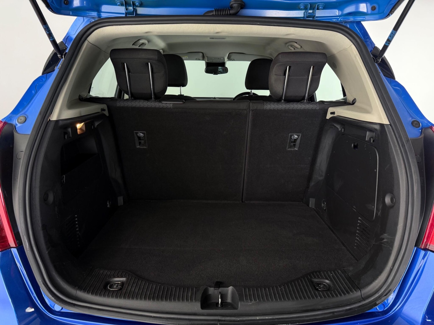 Used Vauxhall Mokka X 2017 for sale - 77587456: Photo 10