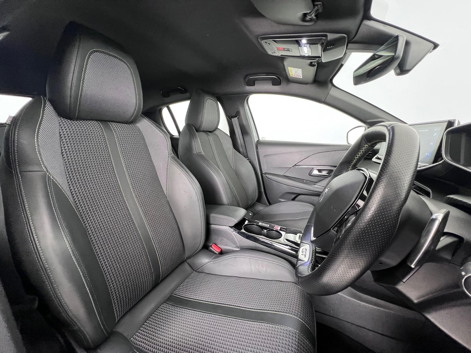 Used Peugeot 208 2020 for sale - 76467248: Photo 17