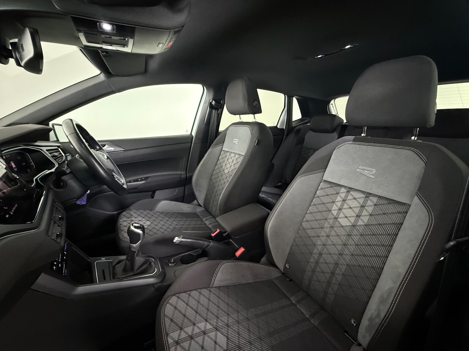 Used Volkswagen Polo 2023 for sale - 77182618: Photo 12