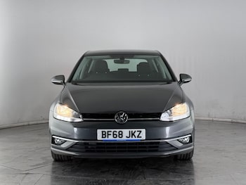 Used Volkswagen Golf 2018 for sale - 77626399: Photo