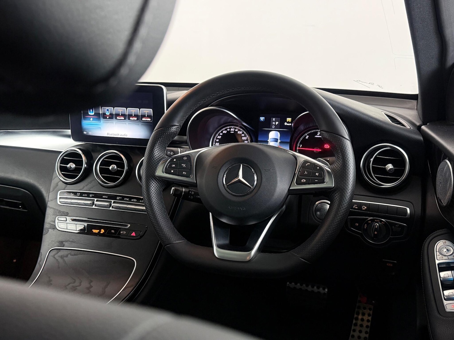 Used Mercedes-Benz GLC 2017 for sale - 76467066: Photo 25