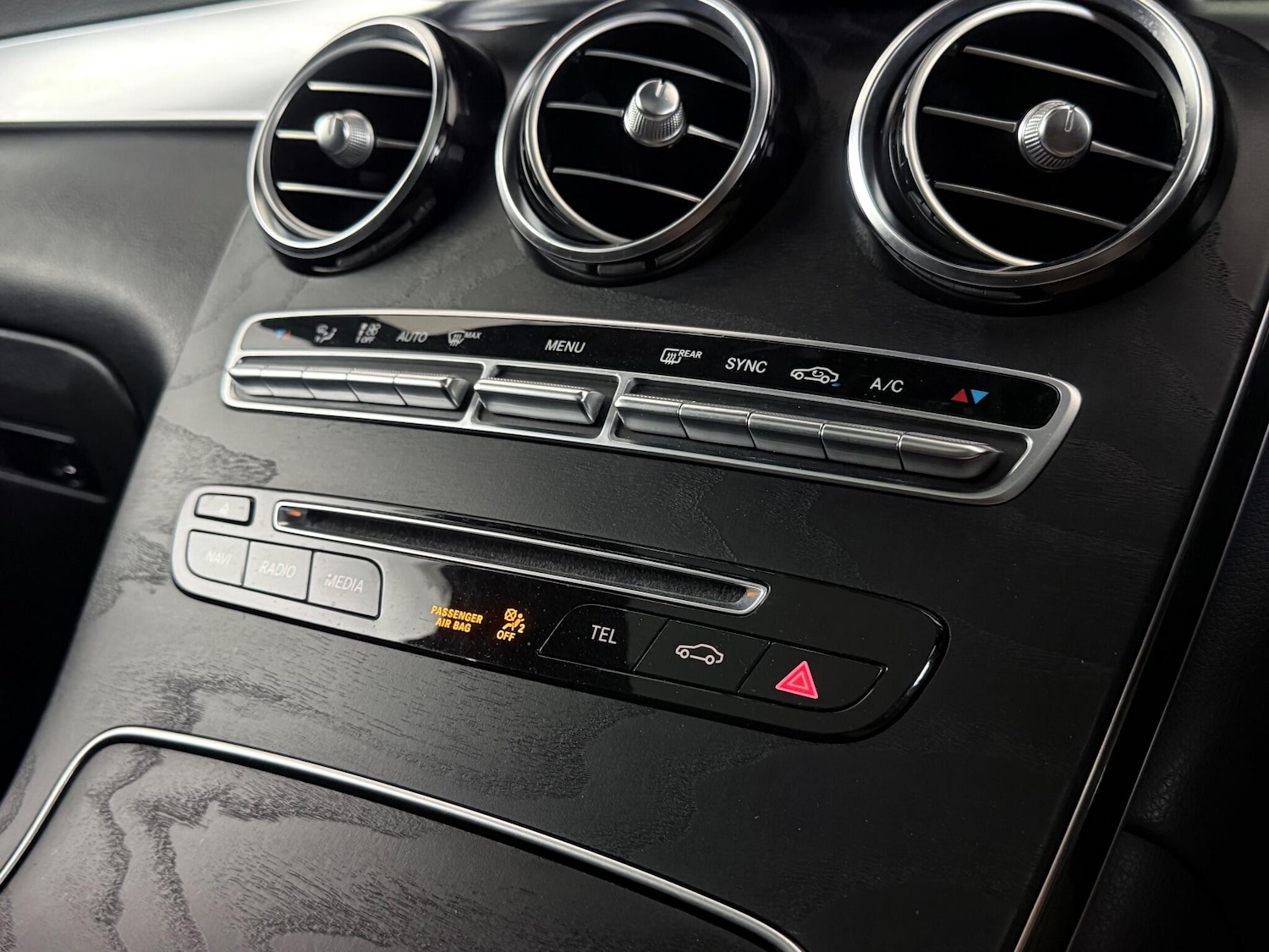 Used Mercedes-Benz GLC 2017 for sale - 76467066: Photo 39